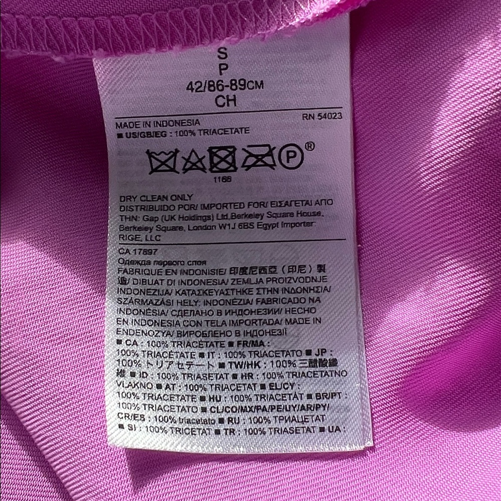 Banana Republic purple magenta pleated crepe blouse split V-neck cap sleeves S - Picture 8 of 11